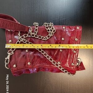 Red Robert dice clutch
